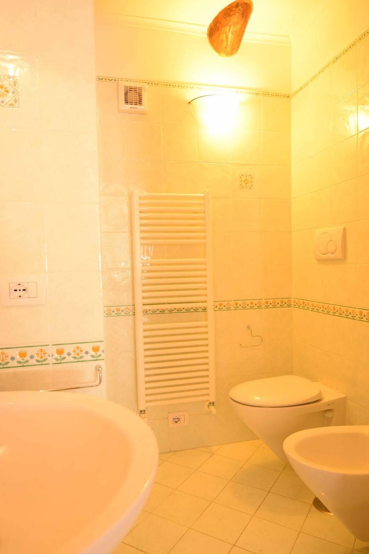 Villa Belvedere Amodeo - Terrace, Seaview, Wifi กองกาเดมารีนี ภายนอก รูปภาพ